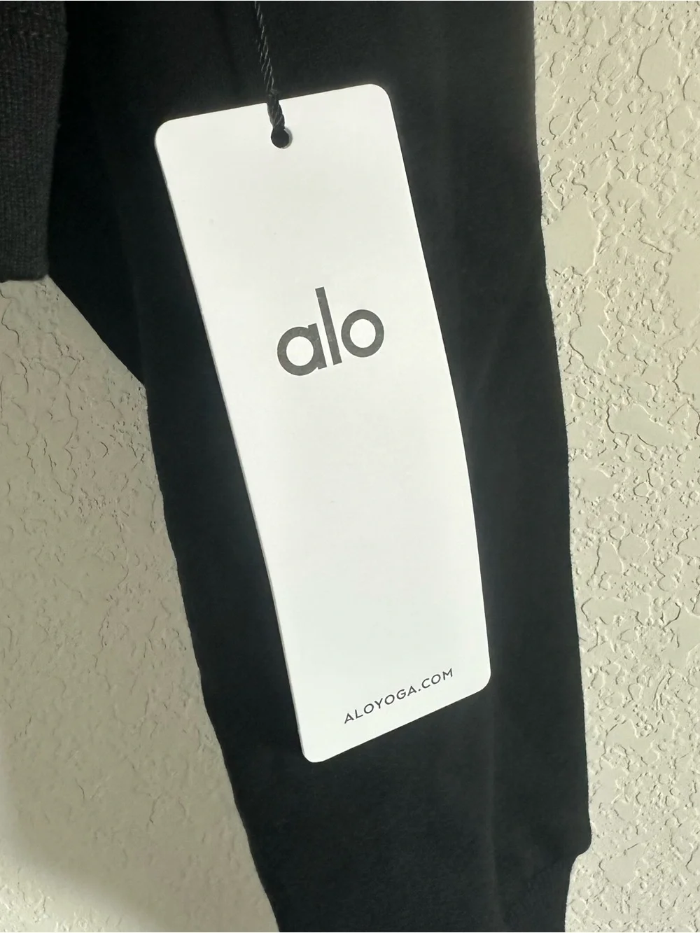 NWT Alo Yoga Bae Hoodie Pullover Sweatshirt Top Cropped Fleece Black Sz XS